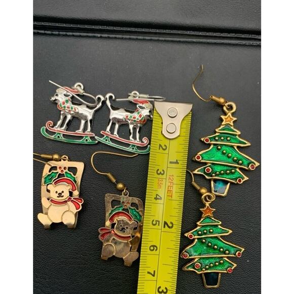 Lot Of 3 Pairs Of Christmas Themed Dangle Earrings Dog, Tree, Teddy Bear - Picture 3 of 3